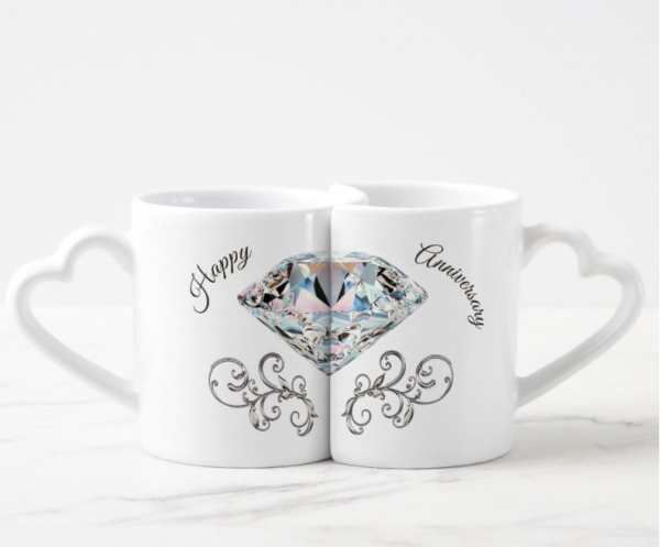 Mug dengan desain berlian yang mewah